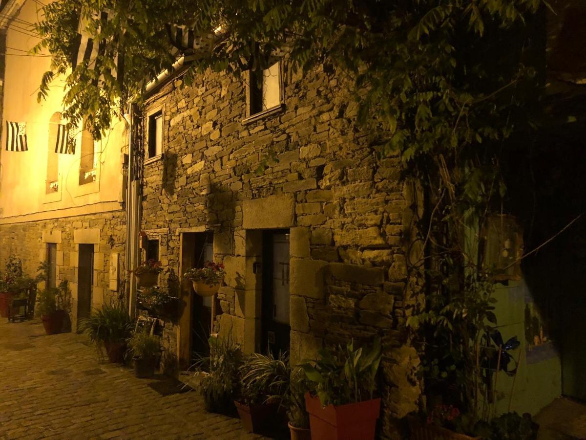 Au Coeur Du Quartier Historique Villa Ланьон Екстериор снимка